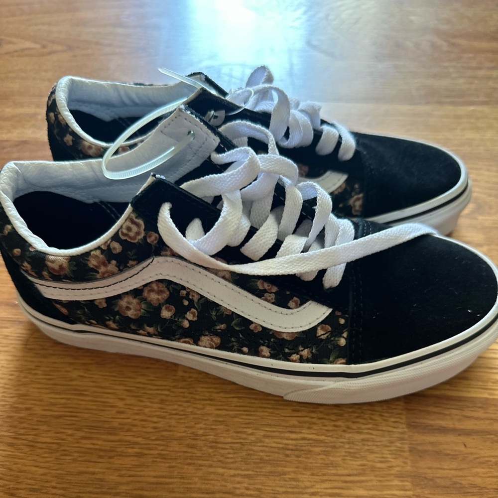 New vans black and floral